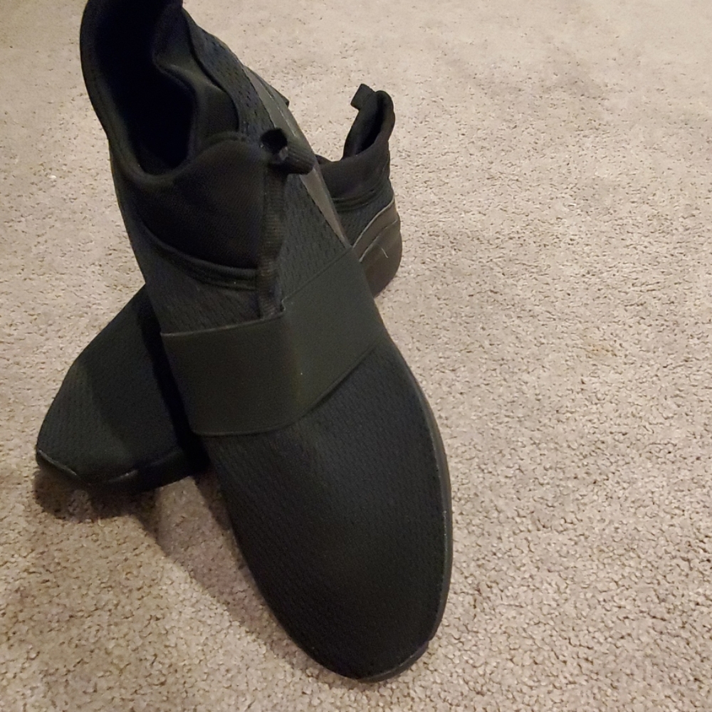 Running  shoes - Picture 3 of 3